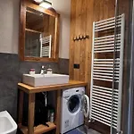 Maisongorret 아파트 발토우르넨체